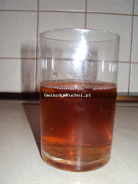 Cynamonowo-waniliowy sok jabłkowy swojski.