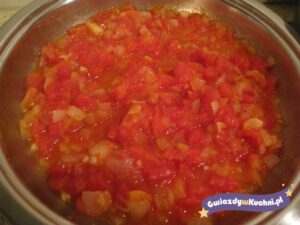 pomidorki z cebulka